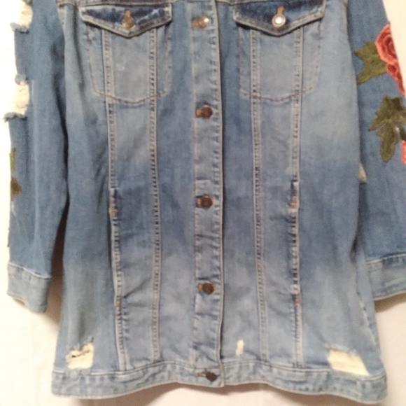 EXPRESS rose embroidered denim jacket - Picture 3 of 15
